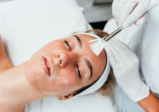 GENTLE GLOW ACID PEEL FACIAL